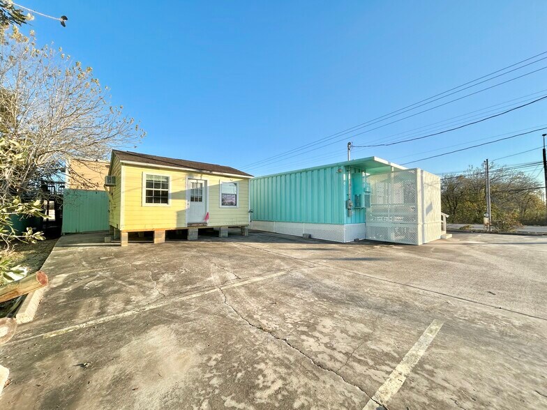 More Photos Of 927 27th St, San Leon Manufactured Housing Mobile Home Park For Sale