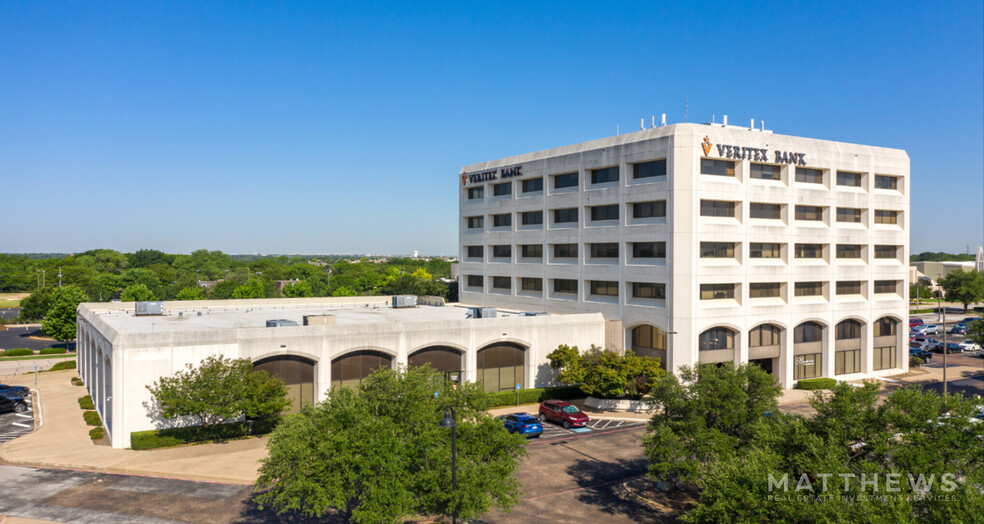 Primary Photo Of 7001 Boulevard 26, North Richland Hills Office For Sale