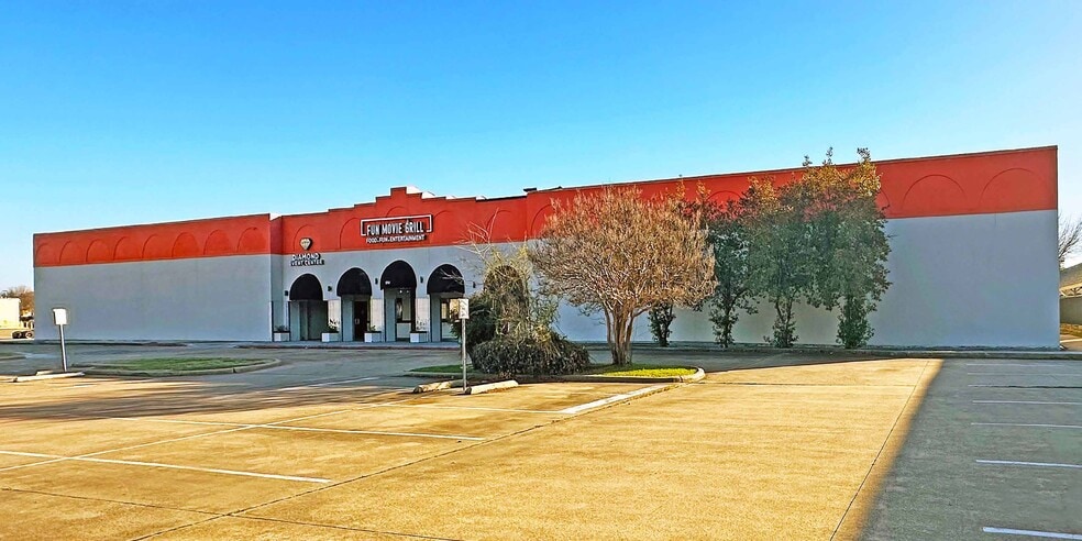 Primary Photo Of 1210 E Belt Line Rd, Richardson Theater Concert Hall For Sale