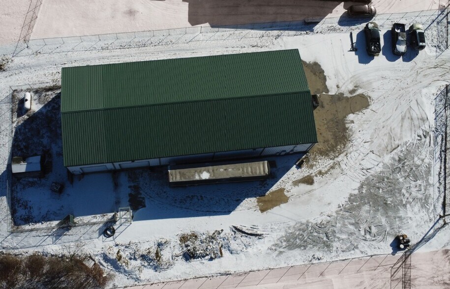 More Photos Of 139 Penn Manor Rd, Irwin Manufacturing For Sale
