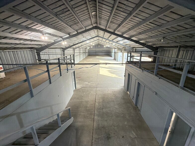 More Photos Of 2544 Chico Ave, South El Monte Manufacturing For Lease