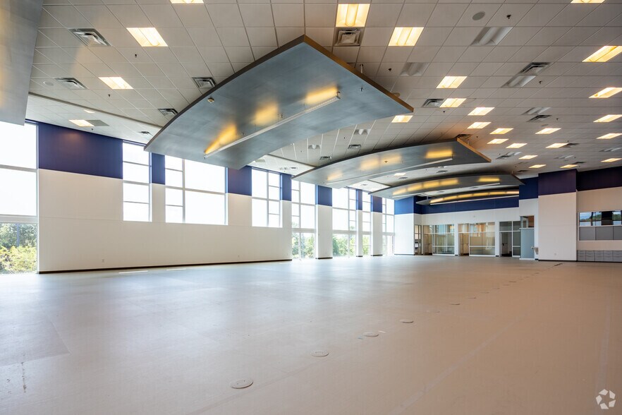 More Photos Of 280 Towerview Ct, Cary Office For Lease