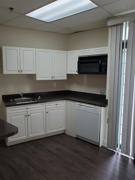 More Photos Of 20678 Duncan Way, Langley Warehouse For Lease