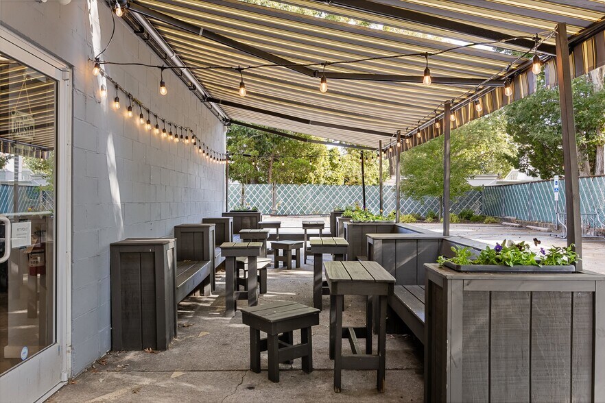 More Photos Of 705 W New York Ave, Somers Point General Retail For Sale