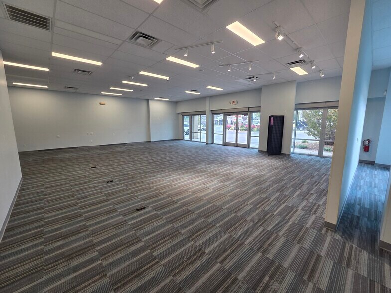 More Photos Of 770 S Jefferson Ave, Cookeville General Retail For Lease