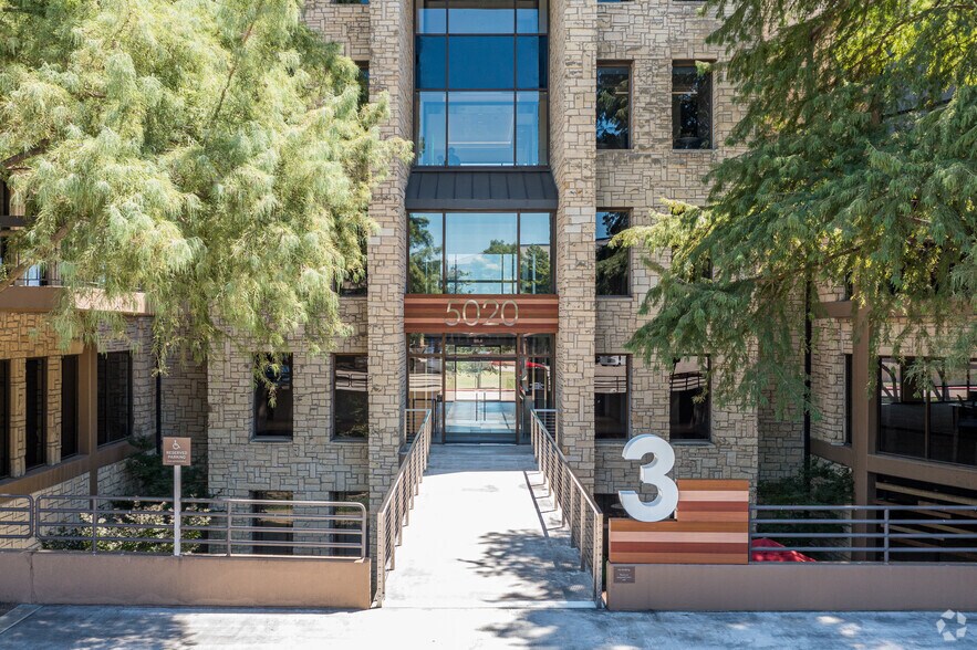 More Photos Of 5020 Riverside, Irving Unknown For Lease