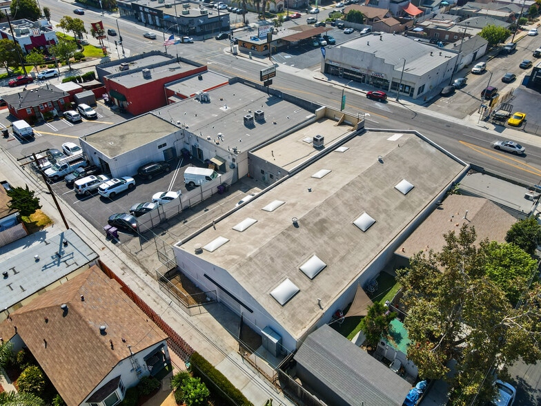 More Photos Of 3909-3917 E Anaheim St, Long Beach Storefront For Lease