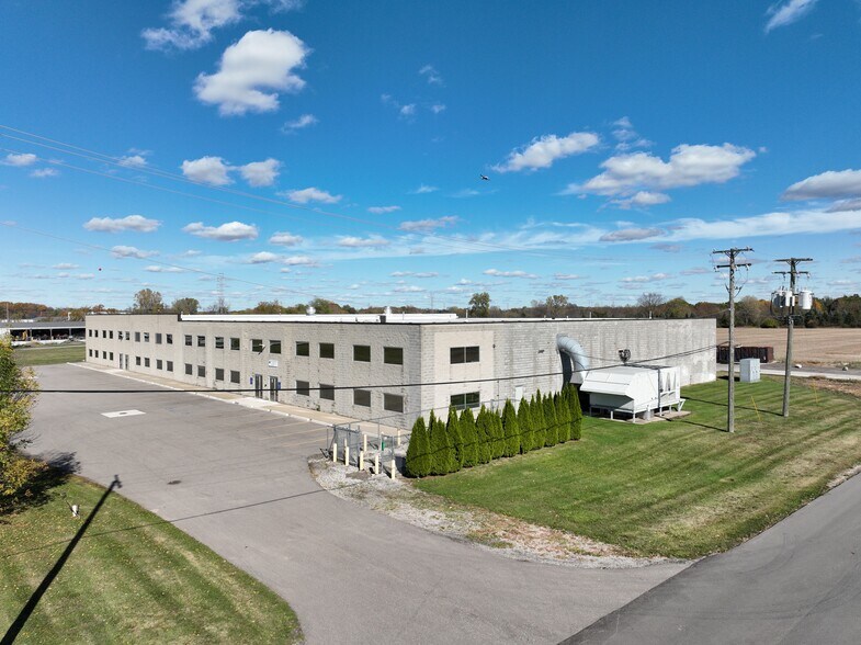 More Photos Of 15211 Laethem Dr, Armada Manufacturing For Lease