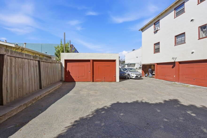 More Photos Of 712 Santa Clara Ave, Alameda Apartments For Sale