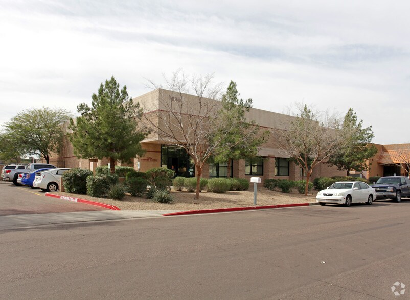 More Photos Of 1455 W Scott Ave, Gilbert Warehouse For Lease
