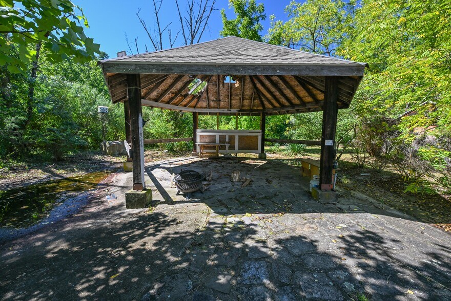 More Photos Of 329 Kent Rd, New Milford Apartments For Sale