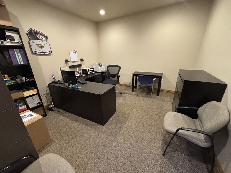 More Photos Of 2220 S Burleson Blvd, Burleson Warehouse For Sale