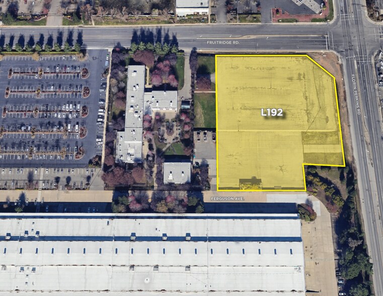 More Photos Of Depot Park, Sacramento Land For Lease