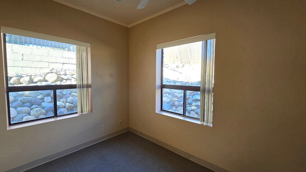More Photos Of 1202 Willow Creek Rd, Prescott Medical For Sale