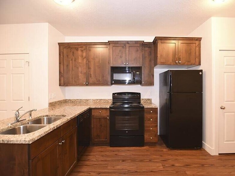 More Photos Of 3602 S 4200 W, West Valley City Apartments For Sale