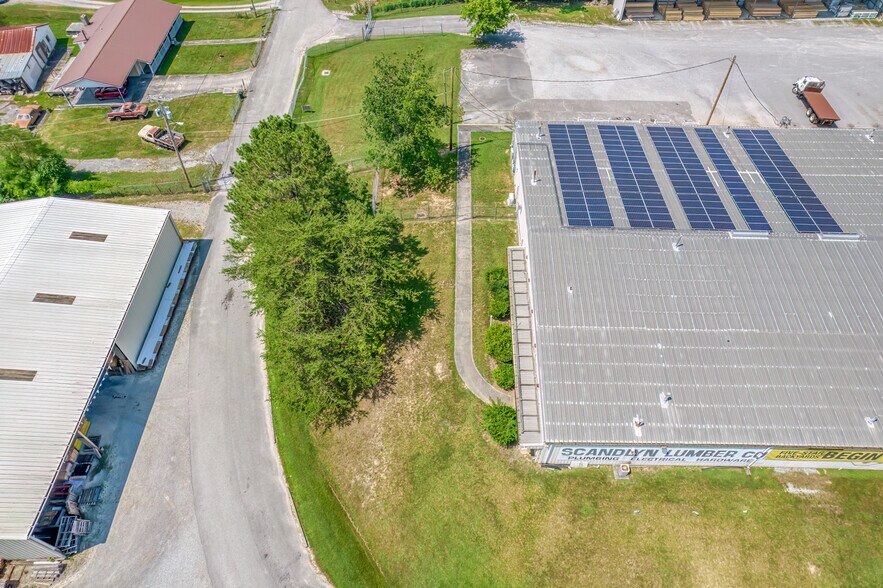 More Photos Of 801 Larry Byrd Rd, Kingston Light Distribution For Sale