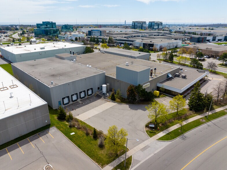 More Photos Of 2830 Plymouth Dr, Oakville Industrial For Sale