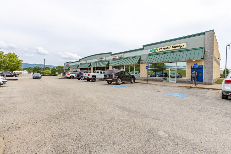 More Photos Of 100 Ridgeview Dr, Smithfield Storefront For Sale