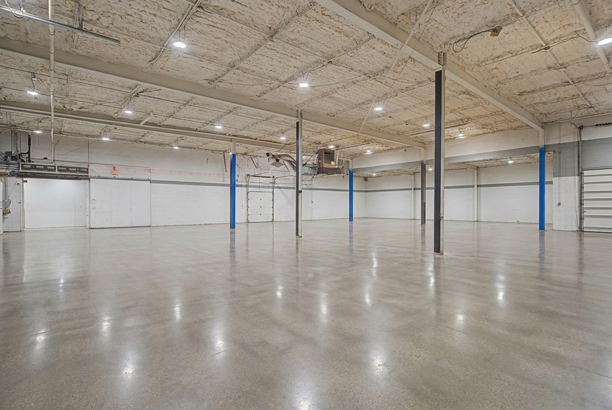 More Photos Of 688 Route 17K, Montgomery Warehouse For Lease