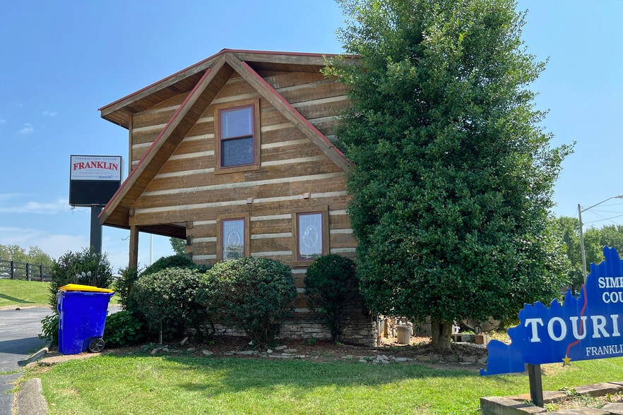 More Photos Of 81 Steele Rd, Franklin Office For Lease