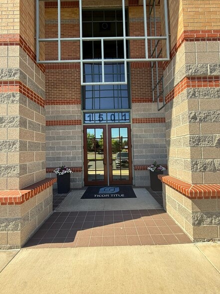 More Photos Of 1501 E McAndrews Rd, Medford Medical For Lease