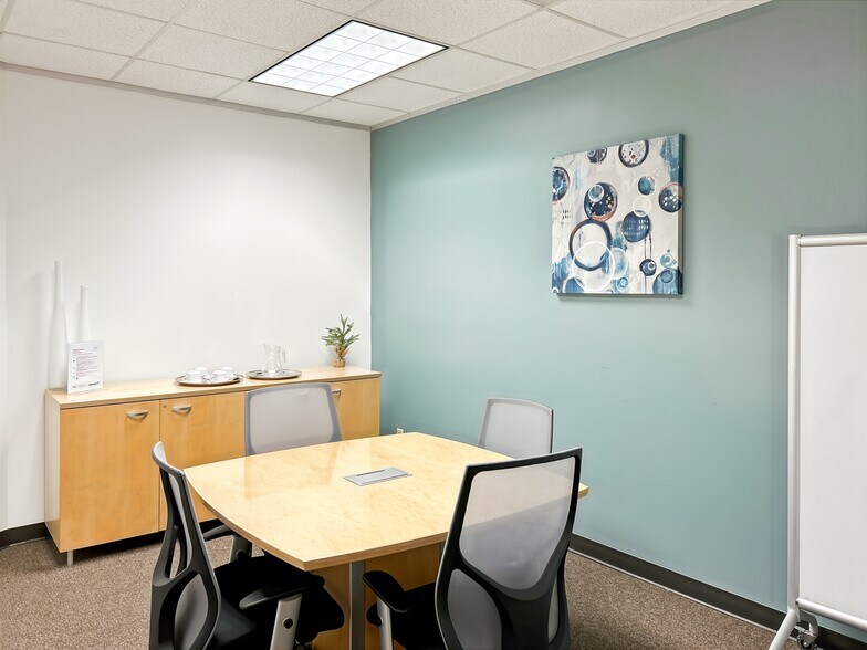 More Photos Of 1400 Broadfield Blvd, Houston Coworking Space