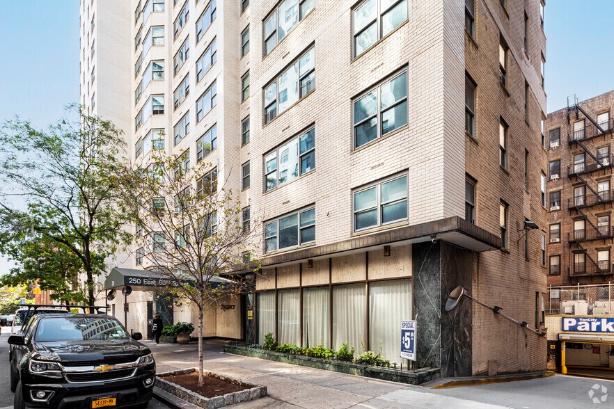 More Photos Of 1183-1191 2nd Ave, New York Apartments For Lease