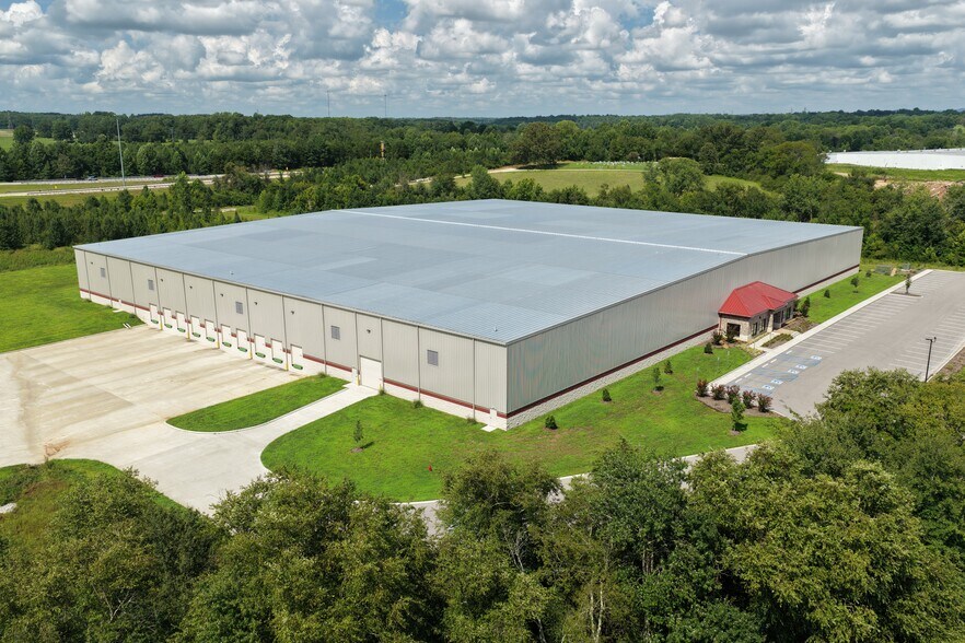 Primary Photo Of 3311 Highlands Park Blvd, Cookeville Industrial For Sale