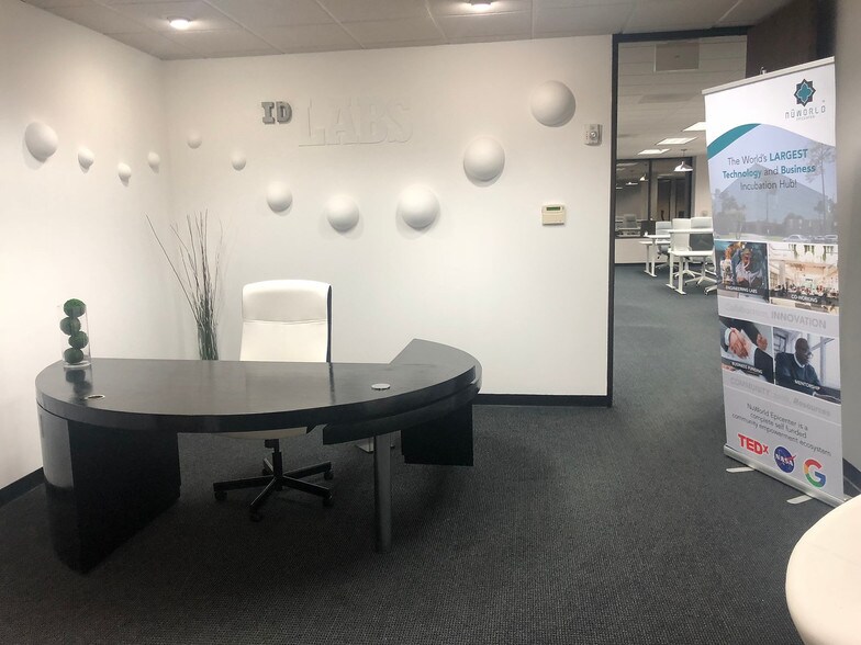 More Photos Of 16800 Imperial Valley Dr, Houston Office For Sale