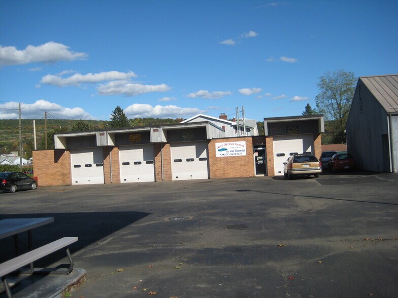 More Photos Of 314-328 Park Ave, Corning Unknown For Lease