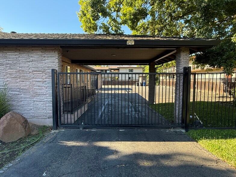 More Photos Of 2845 Marconi Ave, Sacramento Office For Sale