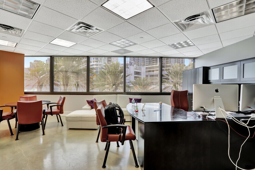 More Photos Of 200 S Andrews Ave, Fort Lauderdale Medical For Sale