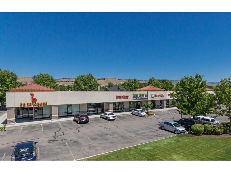 More Photos Of 5602-5634 W State St, Boise Unknown For Lease
