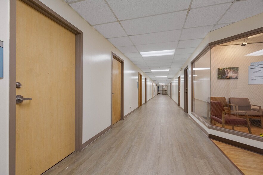More Photos Of 98-1247 Kaahumanu St, Aiea Office For Sale