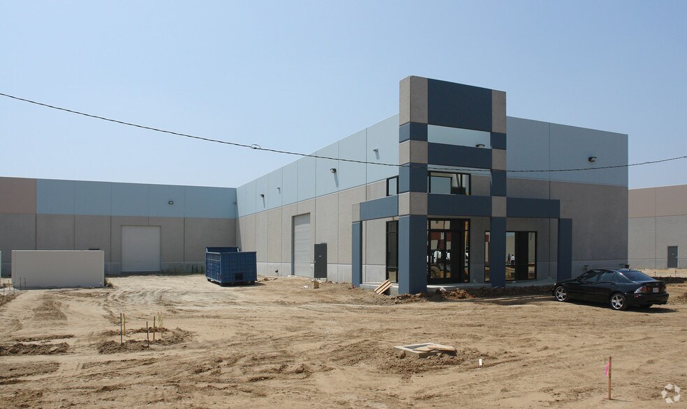 More Photos Of 6638 Doolittle Ave, Riverside Warehouse For Sale