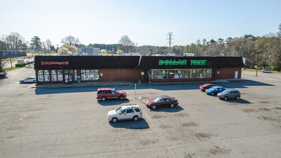 More Photos Of 907 N Miami Blvd, Durham General Retail For Lease