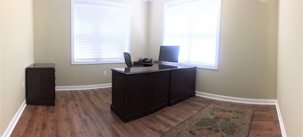 More Photos Of 5640 Six Forks Rd, Raleigh Office For Sale