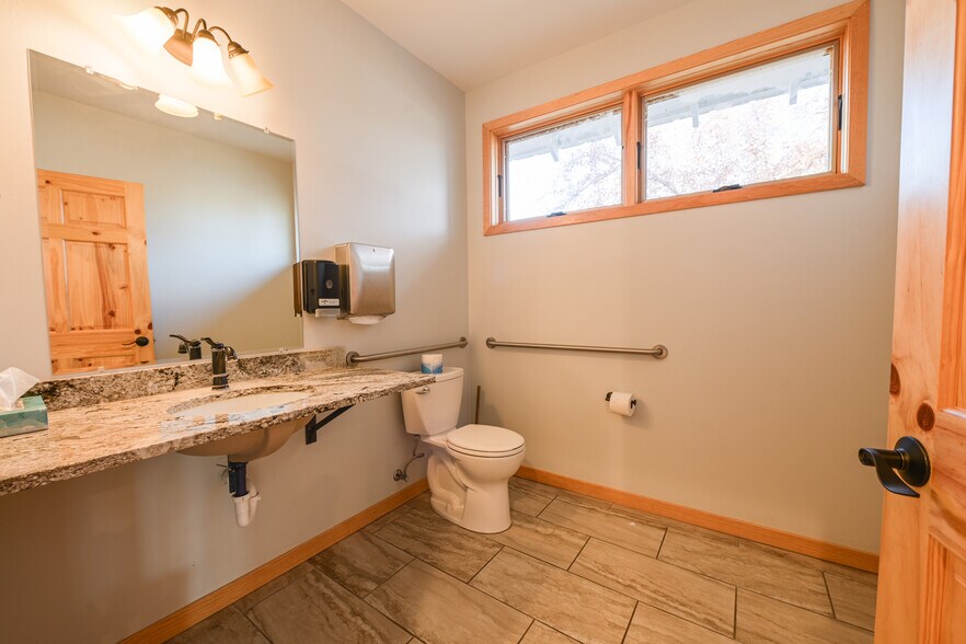 More Photos Of 322 N Main St, Gunnison Office Residential For Sale