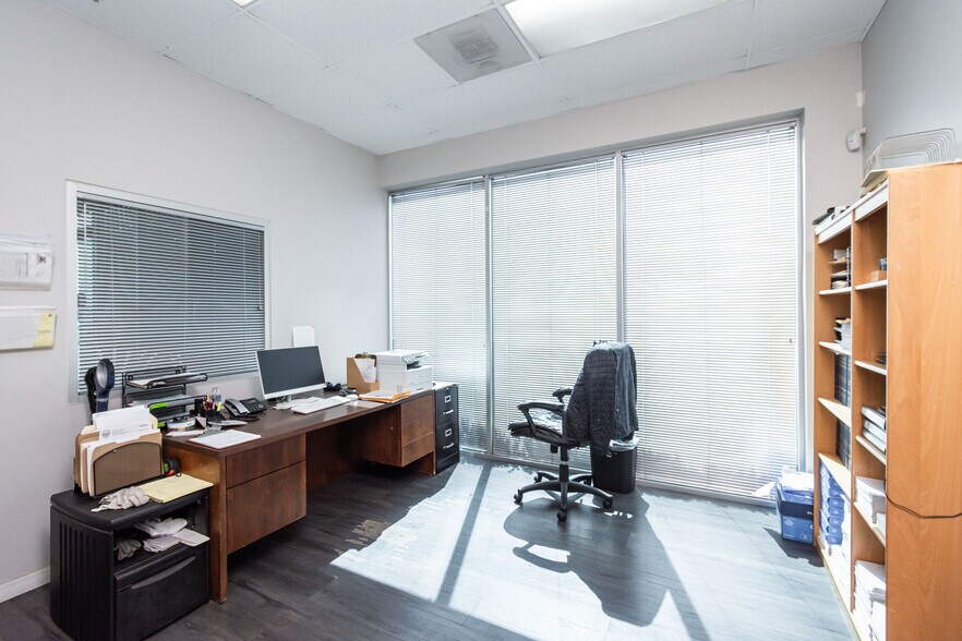 More Photos Of 1266 Dupont Ct, Manteca Warehouse For Sale
