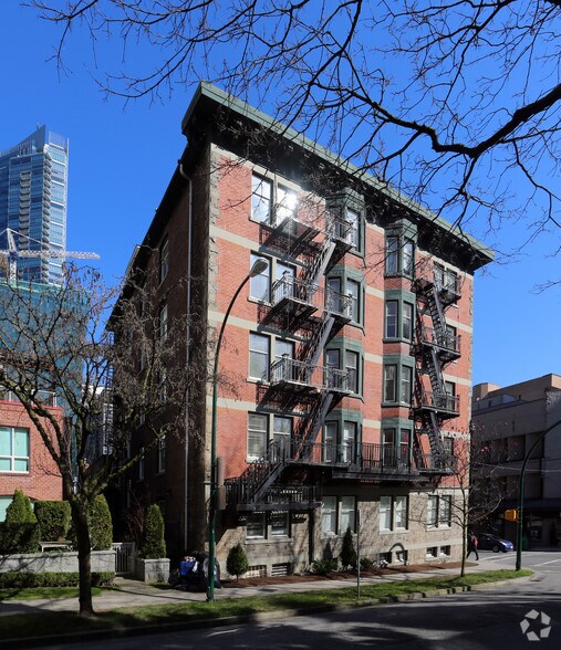 More Photos Of 859 Thurlow St, Vancouver Apartments For Sale