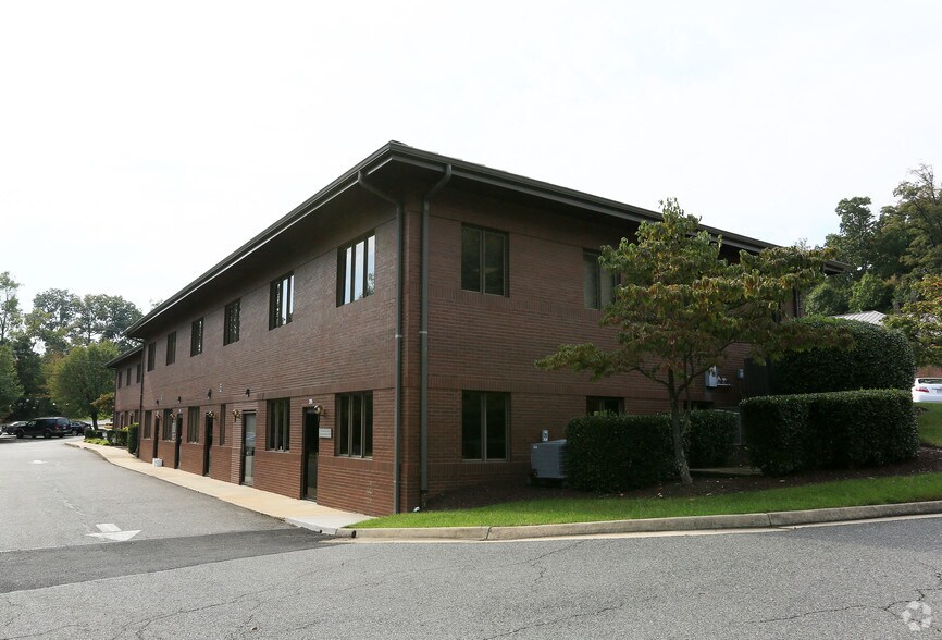 More Photos Of 2200 Opitz Blvd, Woodbridge Medical For Sale