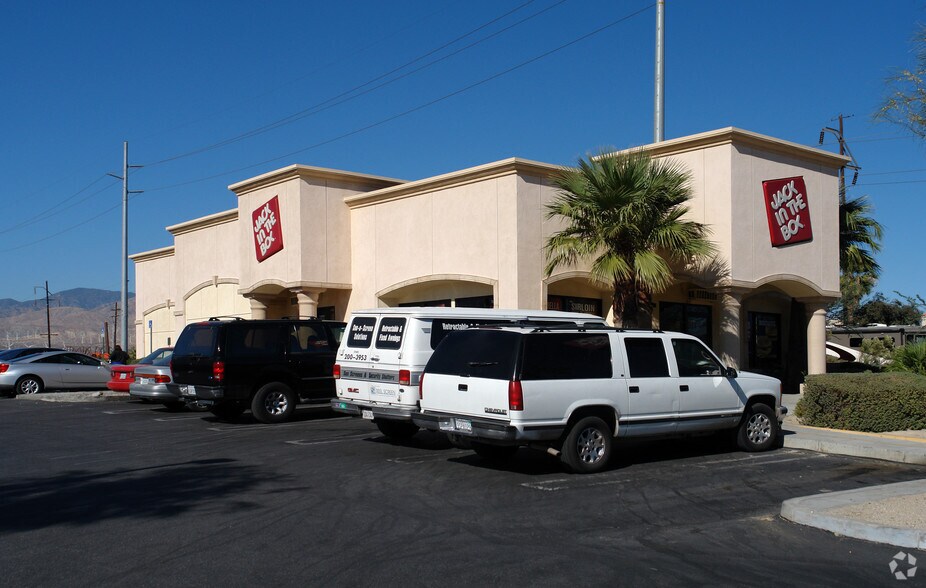 Primary Photo Of 6555 Indian Canyon Dr, North Palm Springs Fast Food For Sale