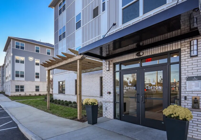 More Photos Of 2300 S High St, Columbus Apartments For Lease
