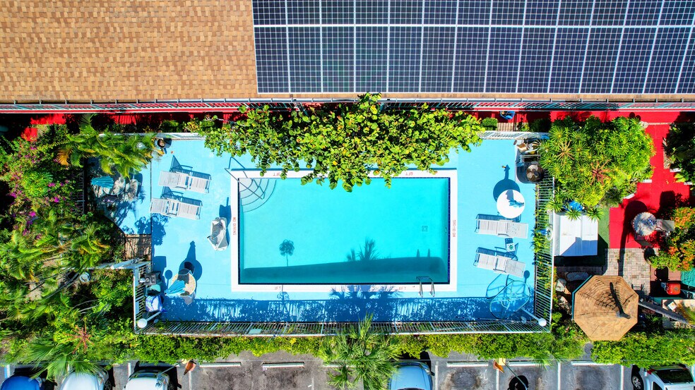 More Photos Of 901 S Federal Hwy, Lake Worth Hotel For Sale