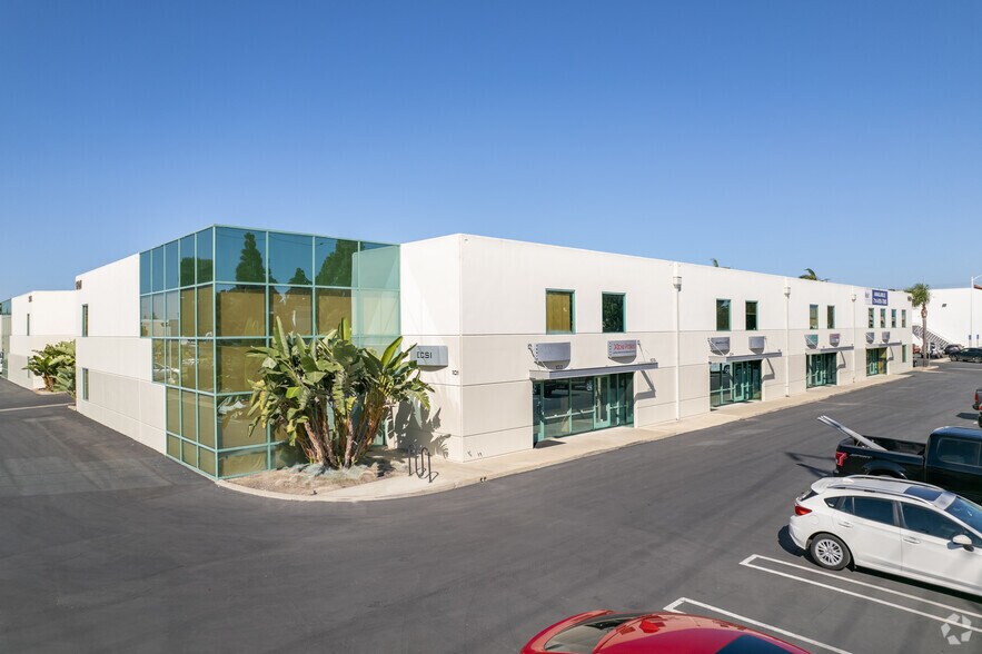 Primary Photo Of 15121 Graham St, Huntington Beach Light Manufacturing For Lease