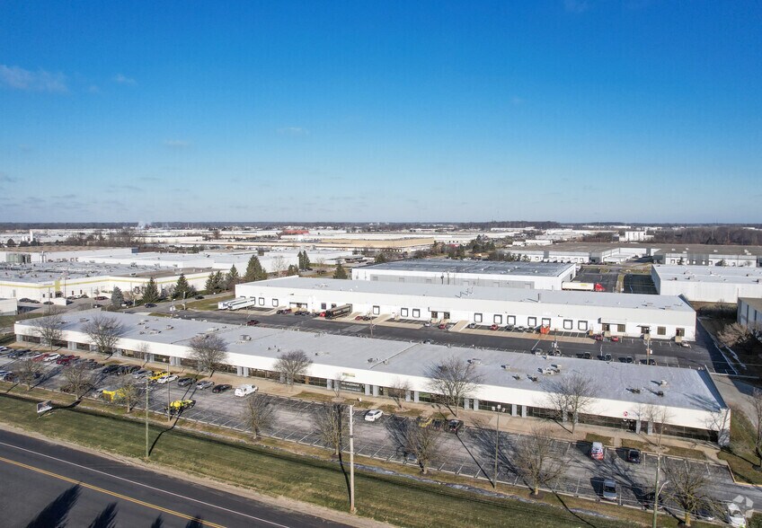 More Photos Of 5214-5270 W 79th St, Indianapolis Unknown For Lease