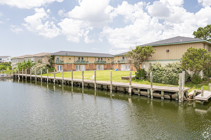 More Photos Of 4848 Pontchartrain Dr, Slidell Apartments For Sale