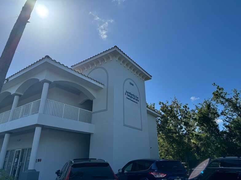 More Photos Of 5310 Clark Rd, Sarasota Medical For Lease