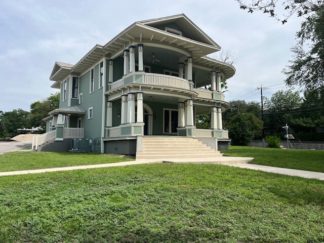 Primary Photo Of 1606 N Alamo St, San Antonio Office For Lease