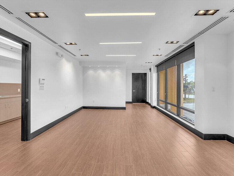 More Photos Of 2797 NW 105th Ave, Miami Warehouse For Lease